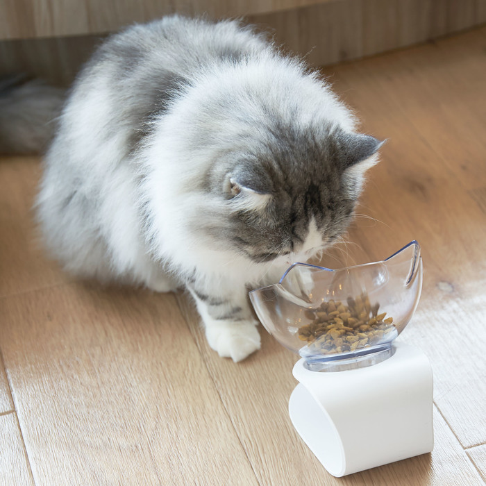 吐き戻し防止には首を曲げすぎない高さのものを選ぼう