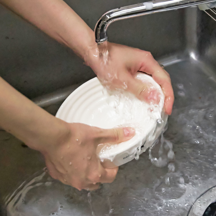 【検証結果ハイライト】形状がシンプルで軽い食器ほど洗いやすい